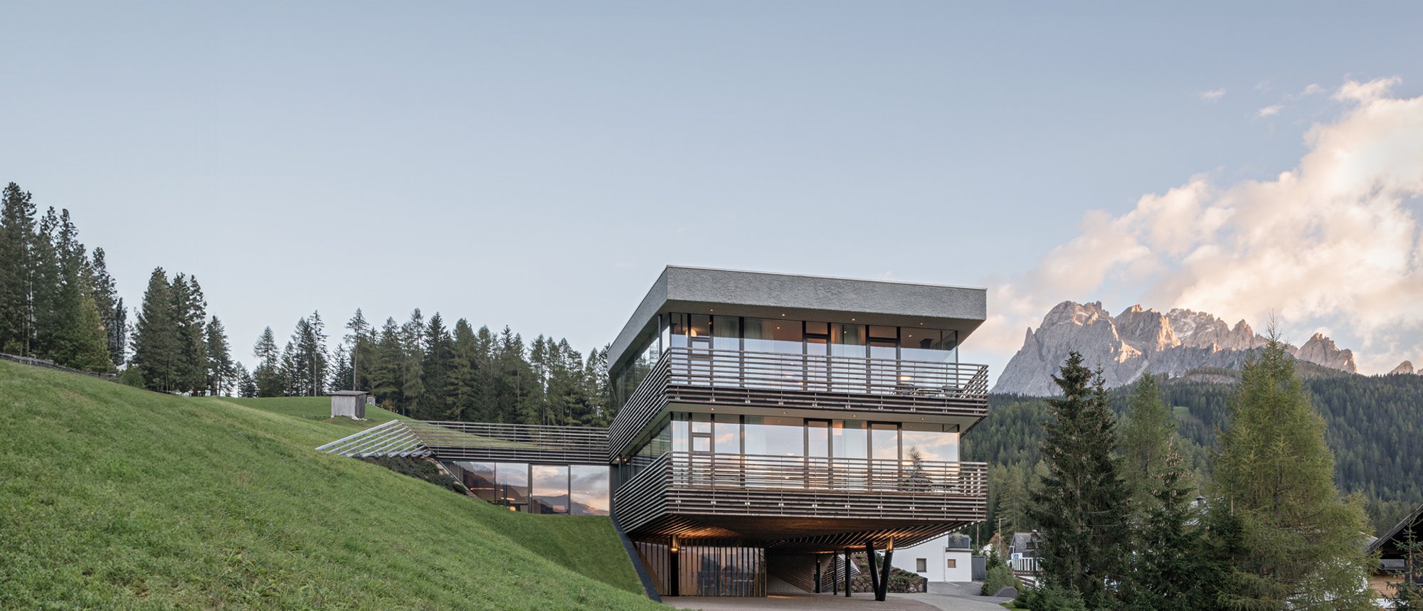 Stylish holidays at the Residence Paramount Alma Stylish holidays at the Residence Paramount Alma